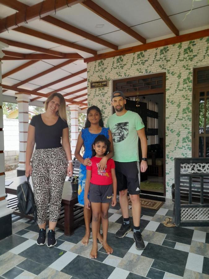 Sadee'S Place Dambulla Ngoại thất bức ảnh